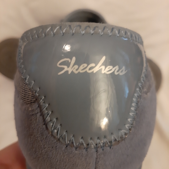 Skechers memory foam shoes. They don’t fit me. - Picture 9 of 14